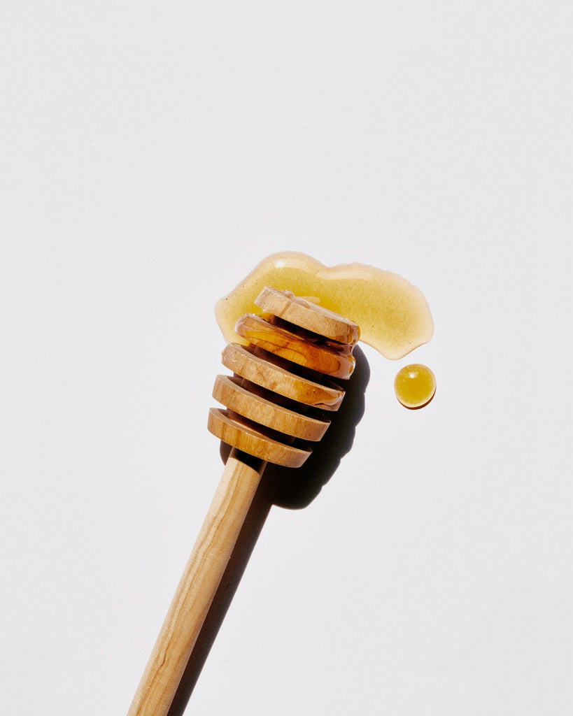 Sweetening the Deal: Why Using Honey is Better Than Sugar